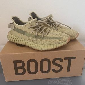 Yeezy Boost 350 V2